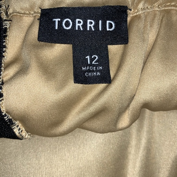 Torrid Black Lace Gold Slip Sleeveless Dress Sz 12 - Picture 10 of 15